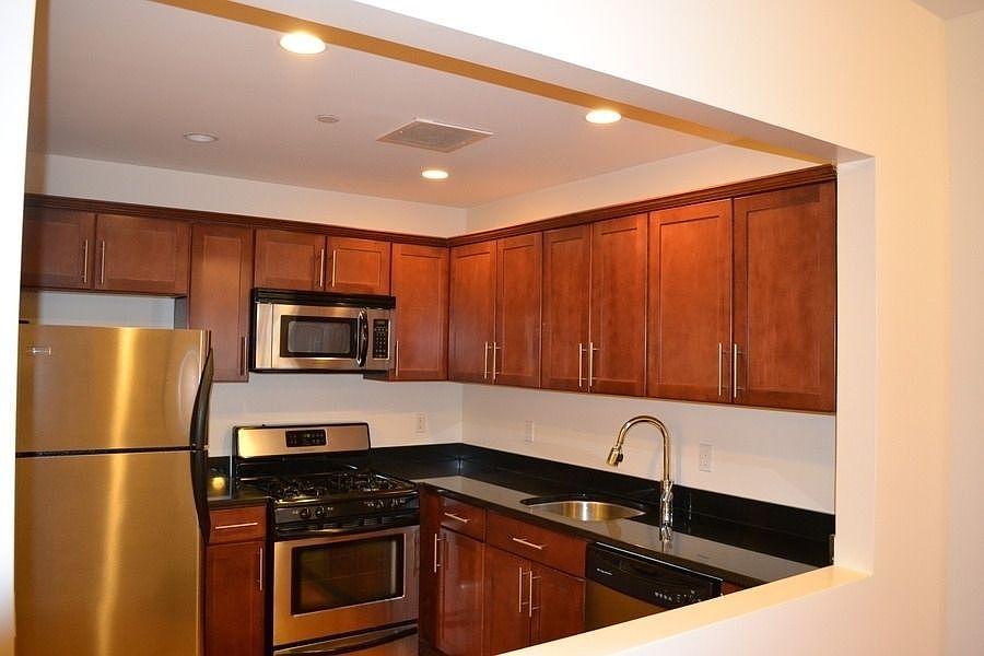 1st image of 4132 44th St APT 3A