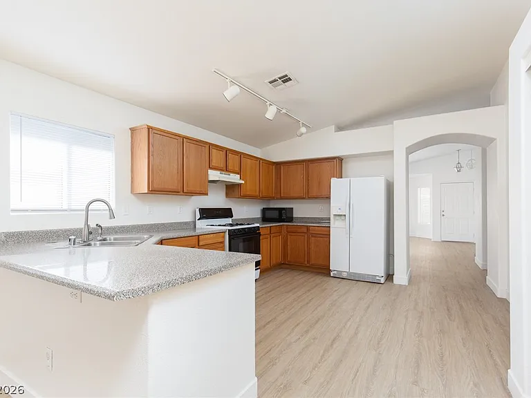 5962 Turtle River Ave — Photo 10