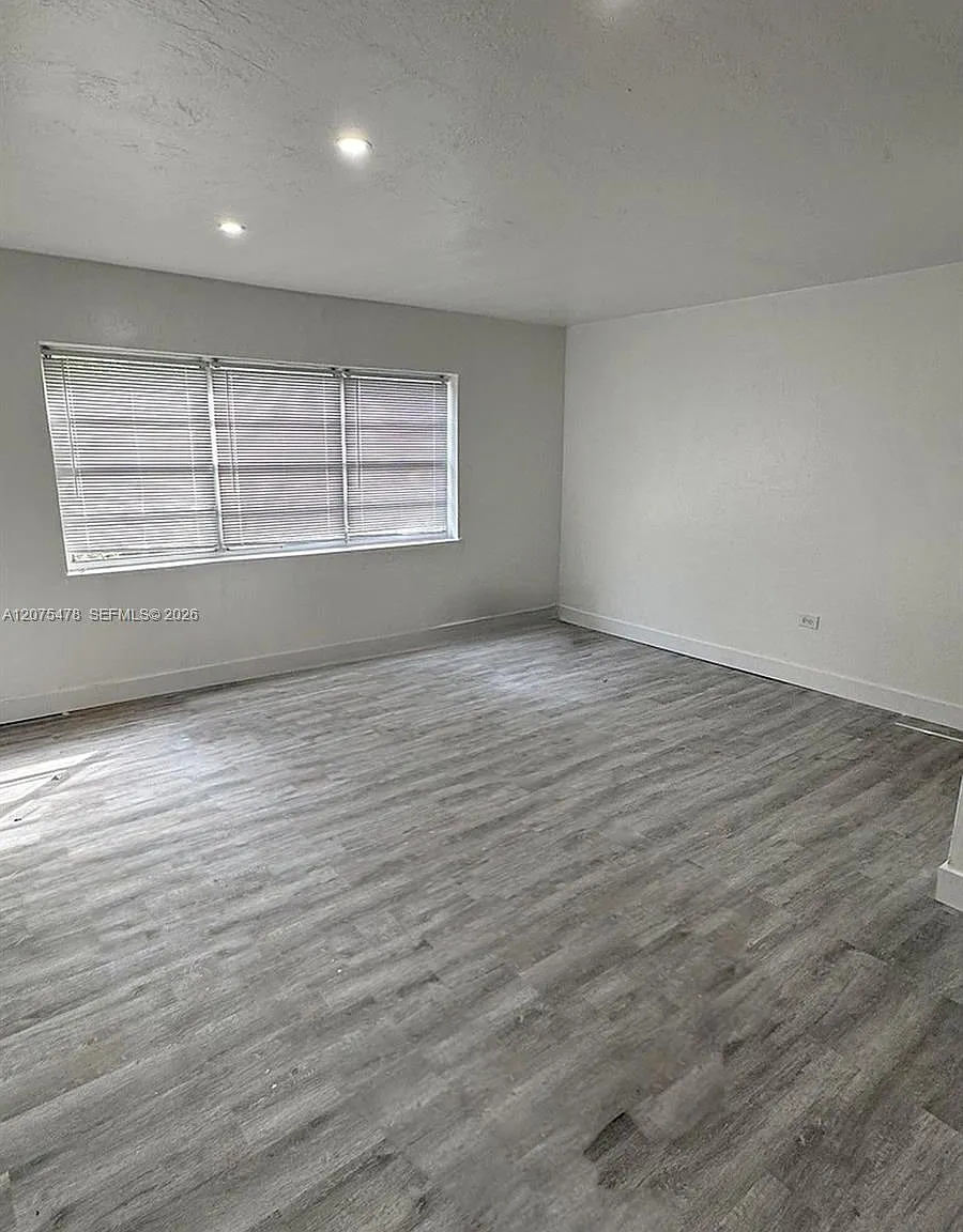 Arbah Condo — Photo 3