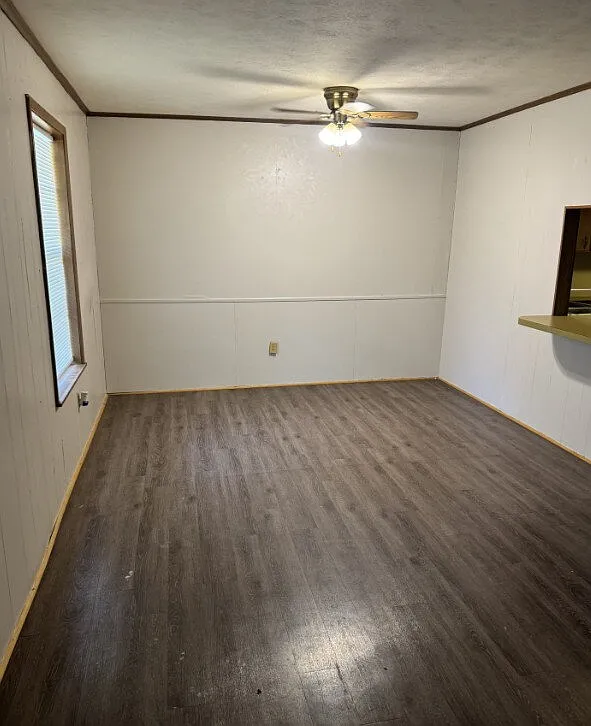 2 bed, 1.0 bath, $800 — Photo 3