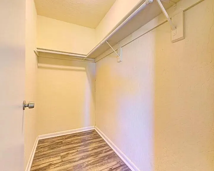 2190 Forest Knoll Dr NE #207 — Photo 12