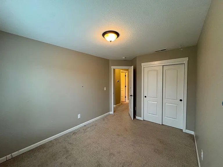 2706 NE 130th Ct — Photo 13
