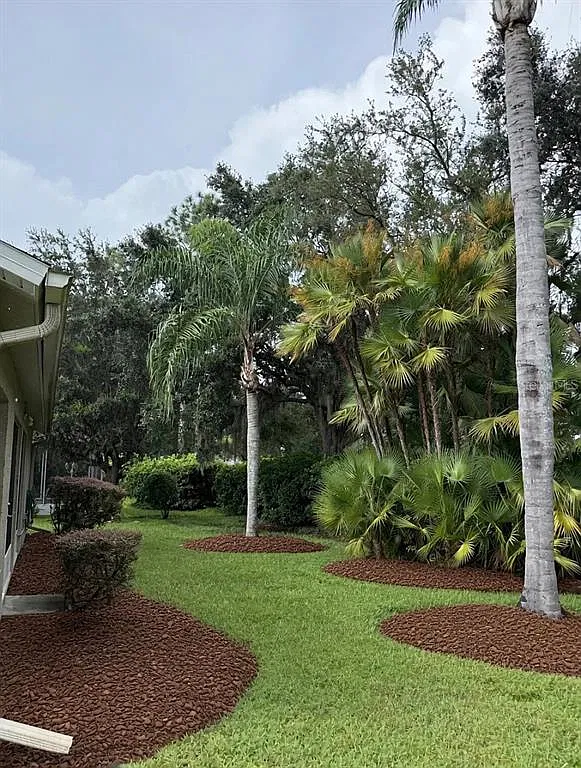 3 bed, 2.0 bath, 1842 sqft, $3,250 — Photo 4