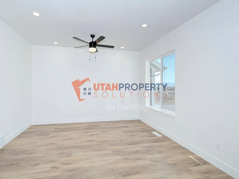 4419 W Templar Dr — Photo 3
