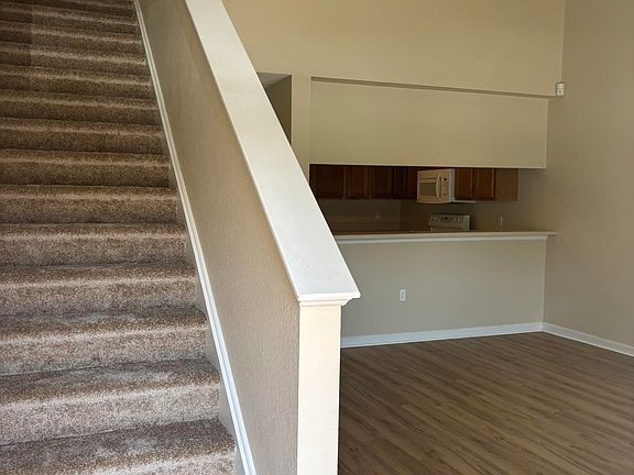 2nd image of 4434 Gearhart Rd APT 2704