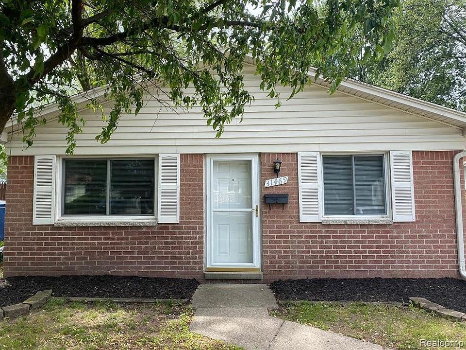 1st image of 31469 Fairchild St
