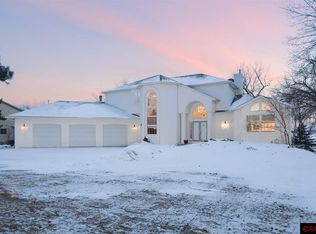 5408 N Shore Ct, Madison Lake, MN 56063