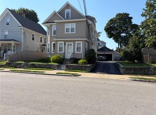 82 Chestnut Ave, Cranston, RI 02910