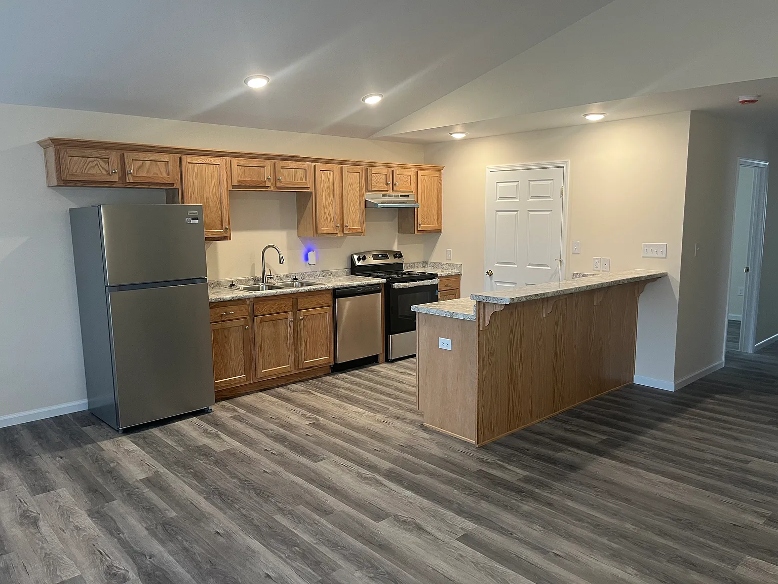 Faith Court Townhomes — Photo 4