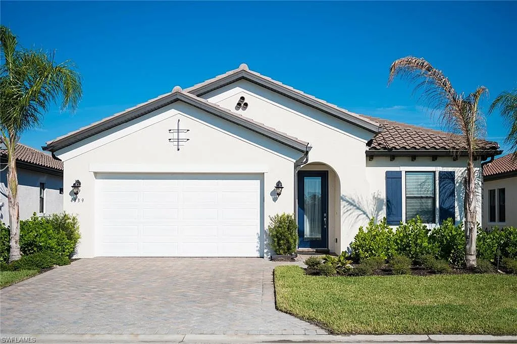 3 bed, 2.5 bath, 2000 sqft, $7,000 — Photo 1