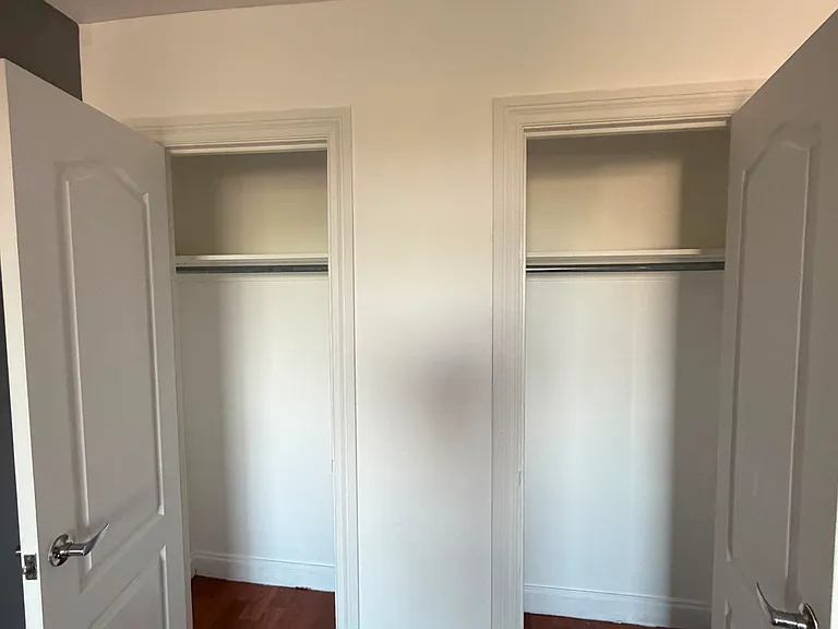 60 Parkway Dr E #6B — Photo 13