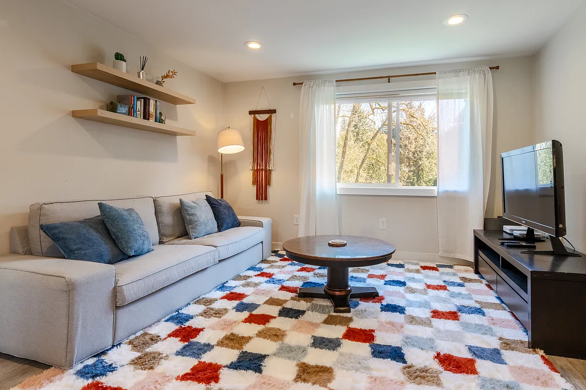 Living Room view - 2312 NE 85th St #C