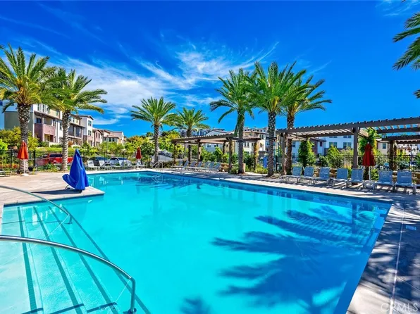 1852 Red Willow Way, Oceanside, CA 92056