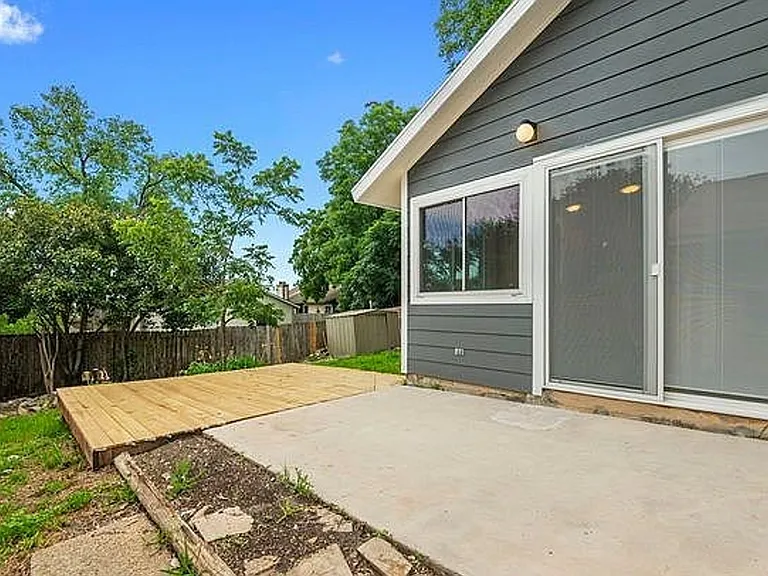 8412 Clear Mdw — Photo 19