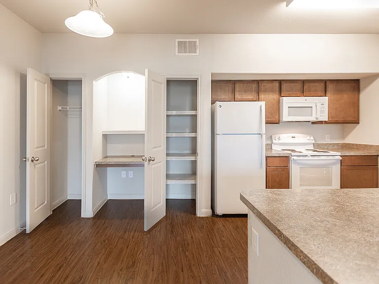 Freedom Hills Ranch Apartments — Photo 78