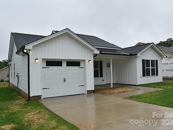 2nd image of 209 Carolina Blvd