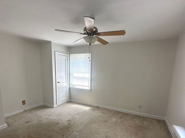154 South St APT D
