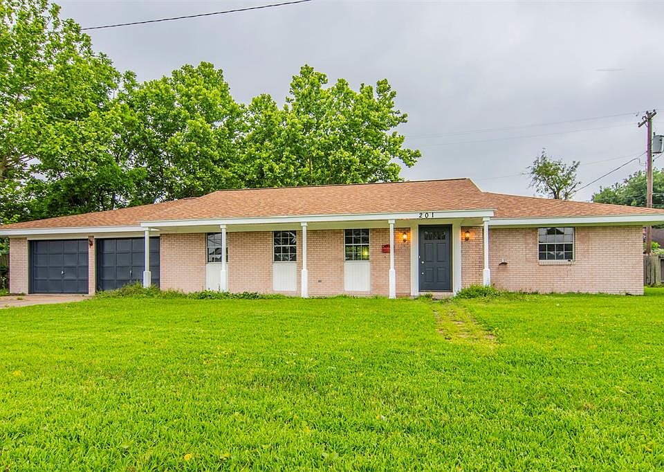 1st image of 201 S Post Oak Ln