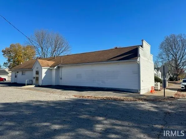 931 Allens Ln, Evansville, IN 47710