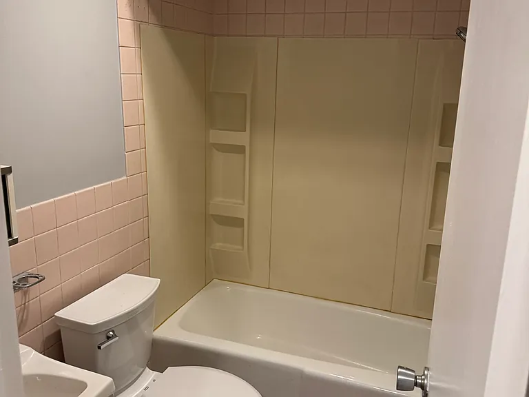 230 W Sheridan Ave #4 — Photo 4