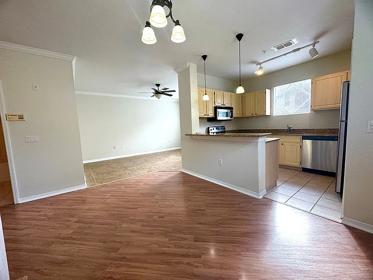 1727 Shadow View Cir — Photo 3