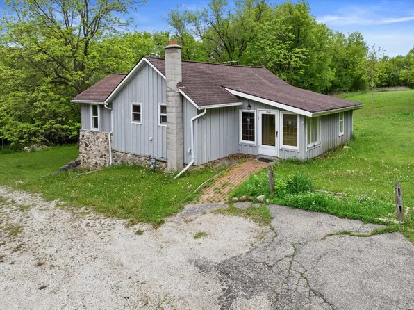 794 Emerald DRIVE #794A, Hartford, WI 53027