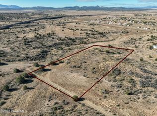 N Shooters Pass, Paulden, AZ 86334