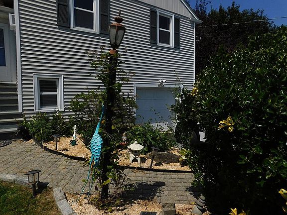 Front walkway 