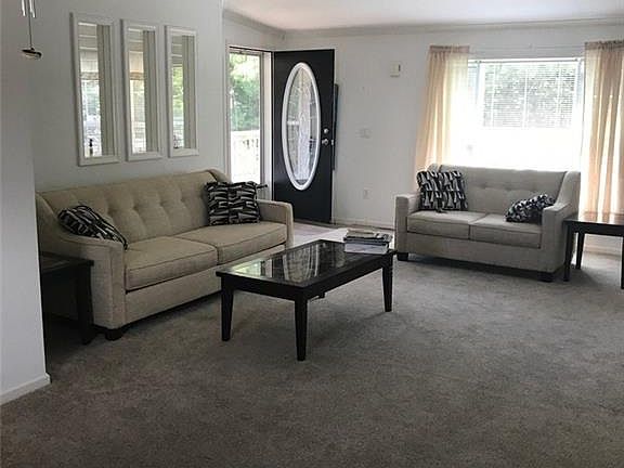 2nd image of 85 Campbell Cir