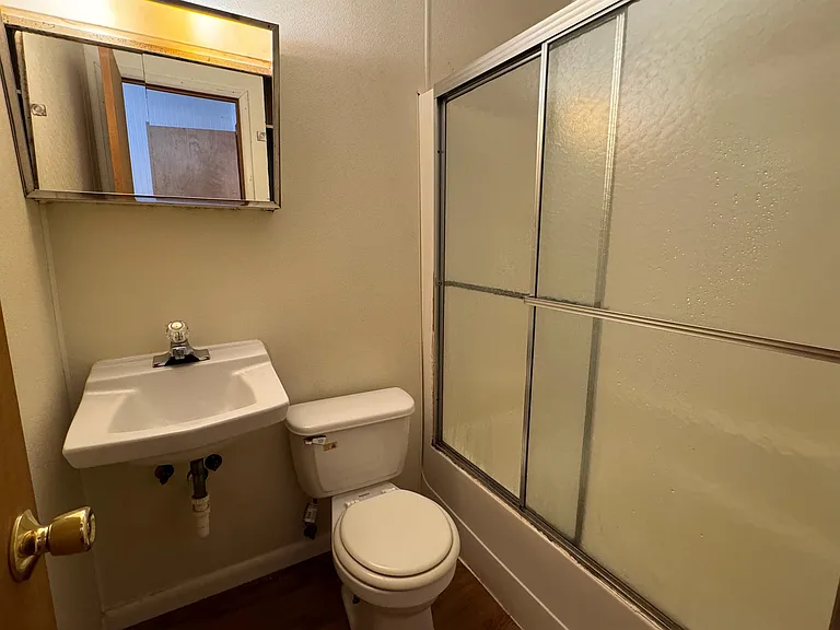 1007 E Park St #19 — Photo 8