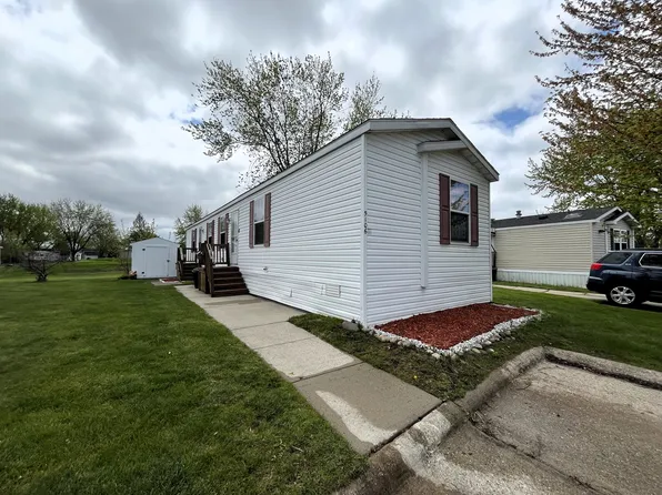 5106 Gatwick Ct #144, Sterling Heights, MI 48310