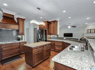 115 Mill Ridge Dr, Madison, AL 35758