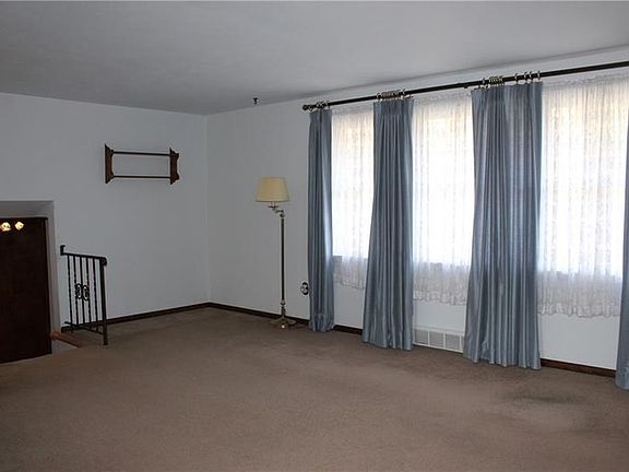 4th image of 4101 Dundee Dr