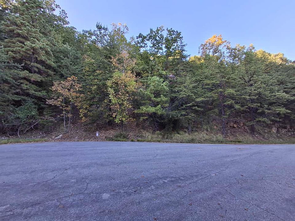 1st image of 2441 Coachman Dr #20