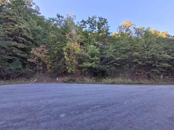 2441 Coachman Dr #20, Roanoke, VA 24012