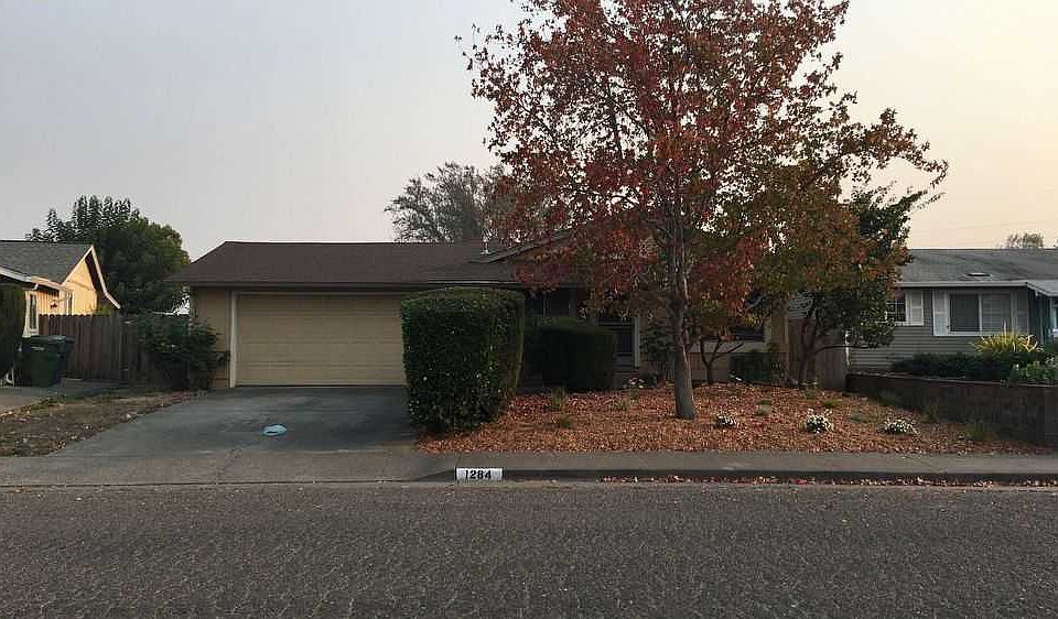1st image of 1284 Saint Francis Dr