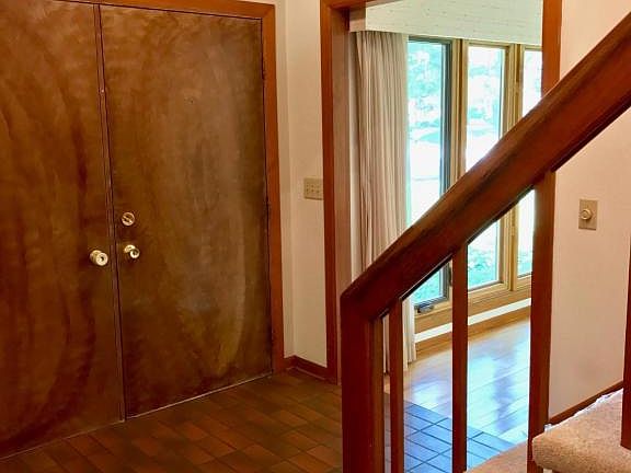 4th image of 1515 Stanlake Dr