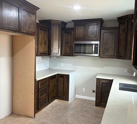 4th image of 8509 N Kenyon Dr