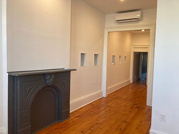 5th image of 358 Main St APT 2A
