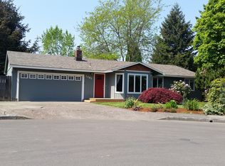 1087 NE Thomas St, Hillsboro, OR