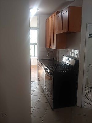2nd image of 312 Prospect Ave APT 3L