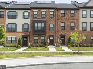 13210 Garnkirk Forest Dr, Clarksburg, MD 20871