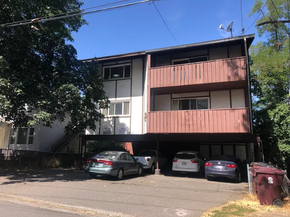 525 NE Kamiaken St APT D, Pullman, WA 99163
