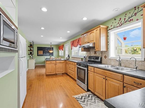 5th image of 10822 Antrill Dr