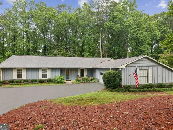 2862 Dunnington Cir, Chamblee, GA 30341