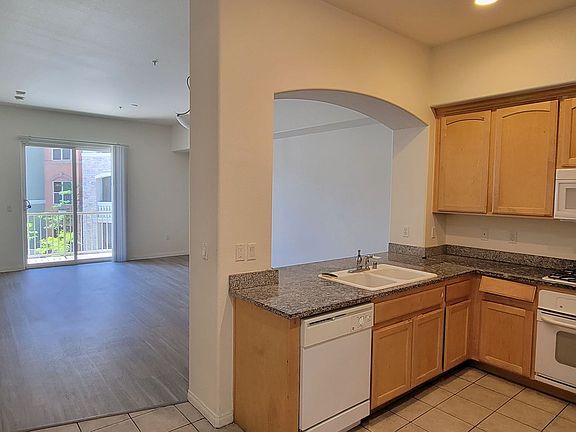 4th image of 38 E Serene Ave Unit 204