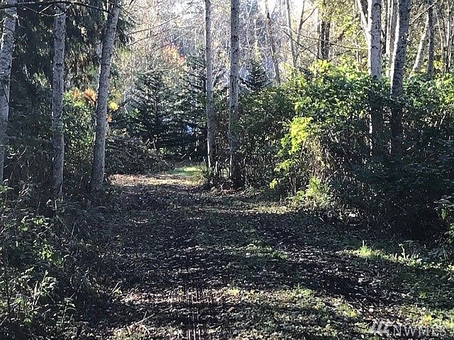 Entrance to property