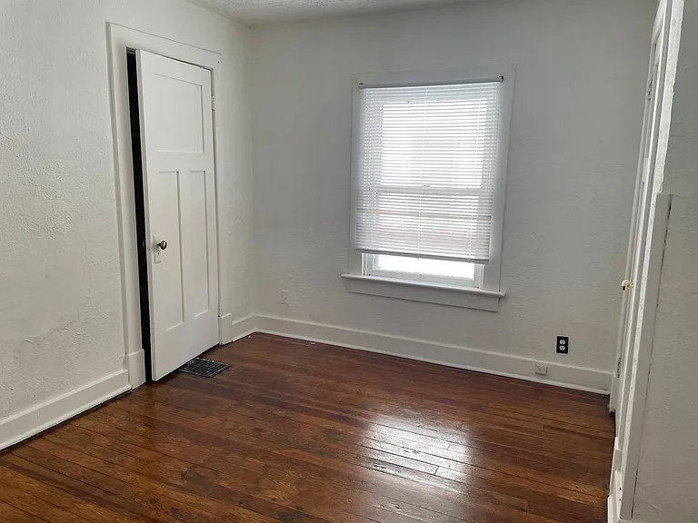 614 Grafton Ave — Photo 19