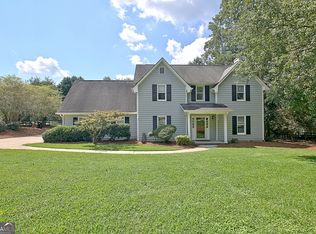 250 E Crestwood Rd, Tyrone, GA 30290