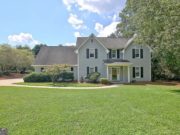 250 E Crestwood Rd, Tyrone, GA 30290